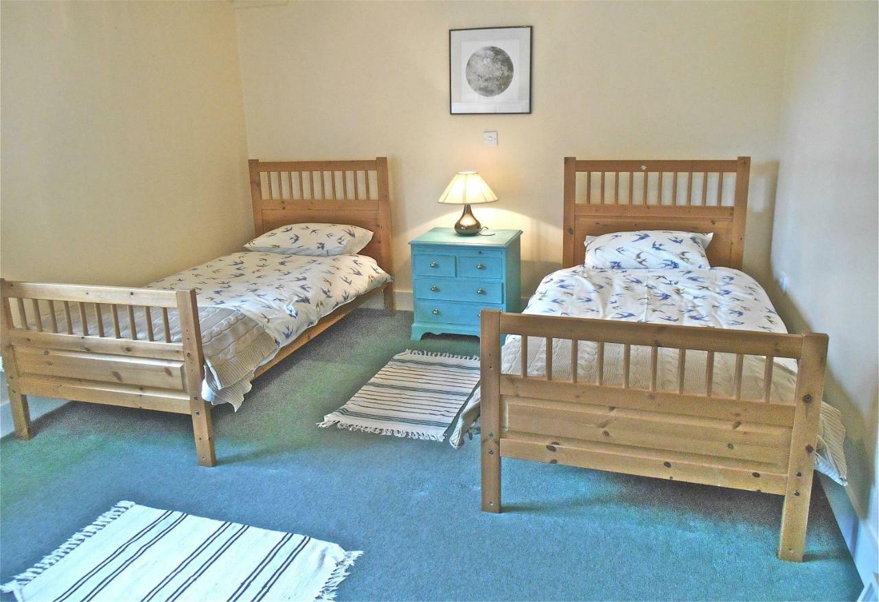 Spacious Swallow Cottage Tisbury Dış mekan fotoğraf