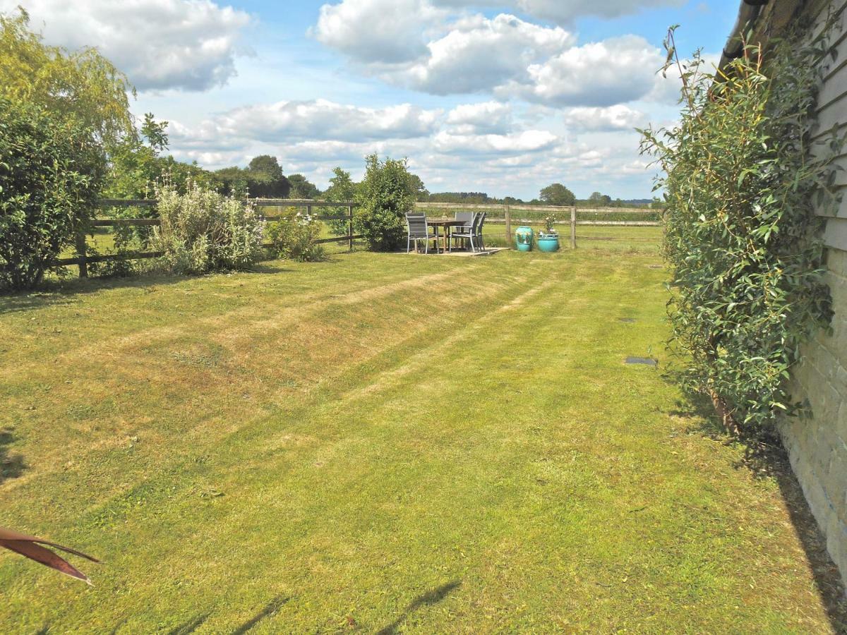 Spacious Swallow Cottage Tisbury Dış mekan fotoğraf
